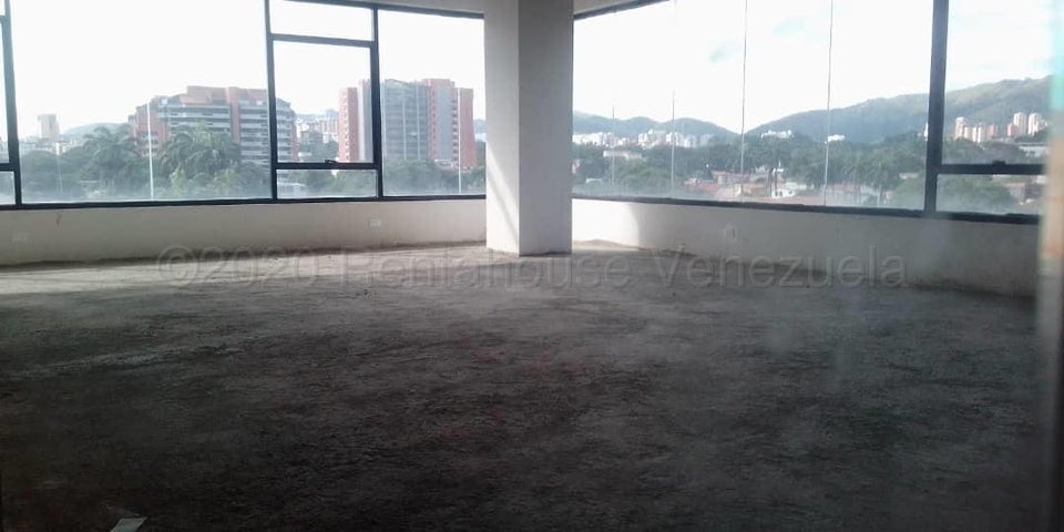 Oficina en Venta Ubicada en Urbanización Carabobo 23-18066 ELOISA MEJIA
