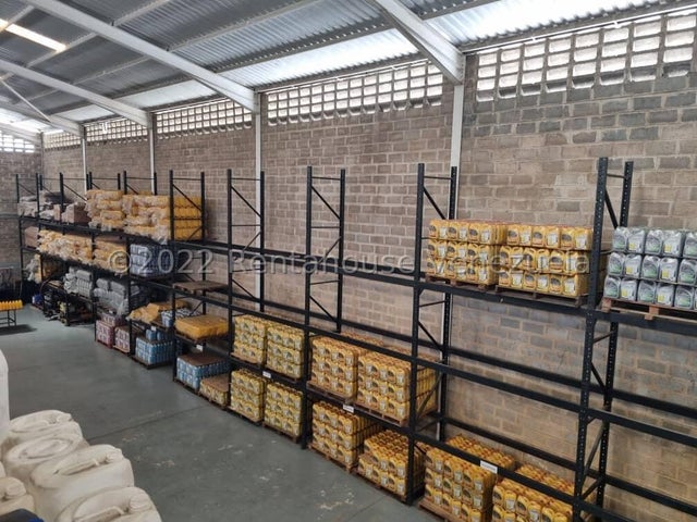Galpon en venta en Los Guayabitos Naguanagua Carabobo 23-15933 ELOISA MEJIA