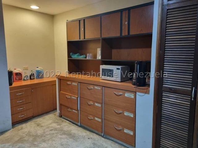 Galpon en venta en Los Guayabitos Naguanagua Carabobo 23-15933 ELOISA MEJIA