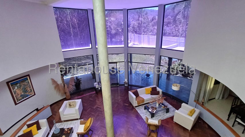Casa en Altos de Guataparo Valencia Carabobo 25-20354 ELOISA MEJIA