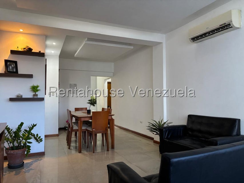 Agua Blanca Valencia Carabobo apartamento en venta Desiree Castillo Rentahouse 26-2409