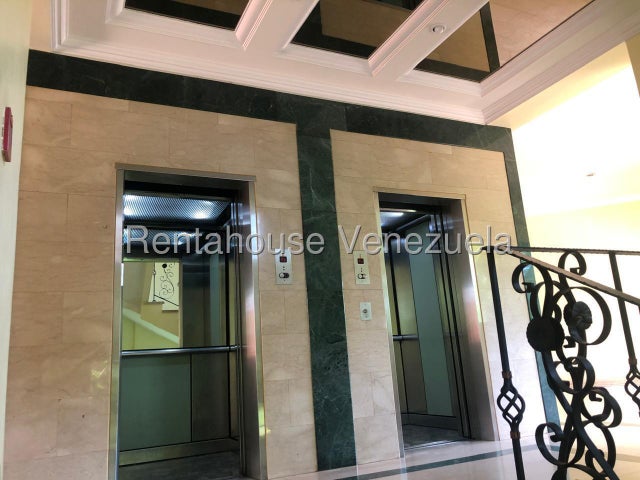 La Trigaleña Apartamento en venta Ubicado en Valencia 26-2537 ELOISA MEJIA