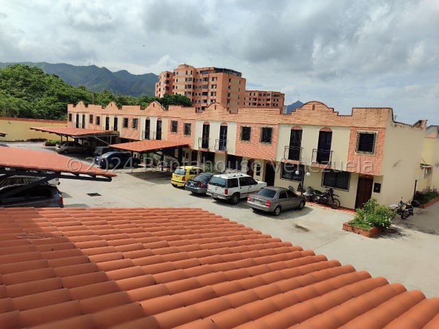 TownHouses en venta Tazajal Naguanagua Carabobo 24-28629 ELOISA MEJIA