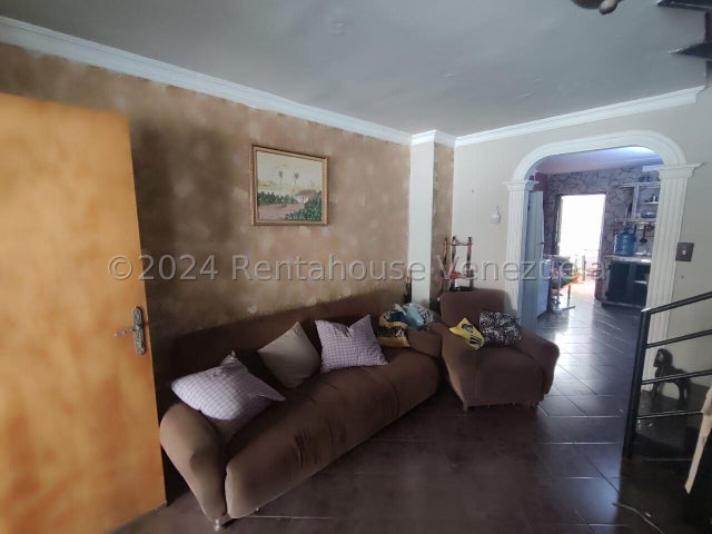 TownHouses en venta Tazajal Naguanagua Carabobo 24-28629 ELOISA MEJIA