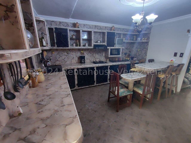 TownHouses en venta Tazajal Naguanagua Carabobo 24-28629 ELOISA MEJIA