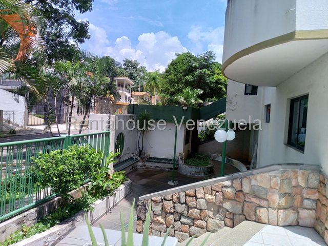 26-3319 Amplio Apartamento en Venta en Terrazas de Los Nisperos Valencia