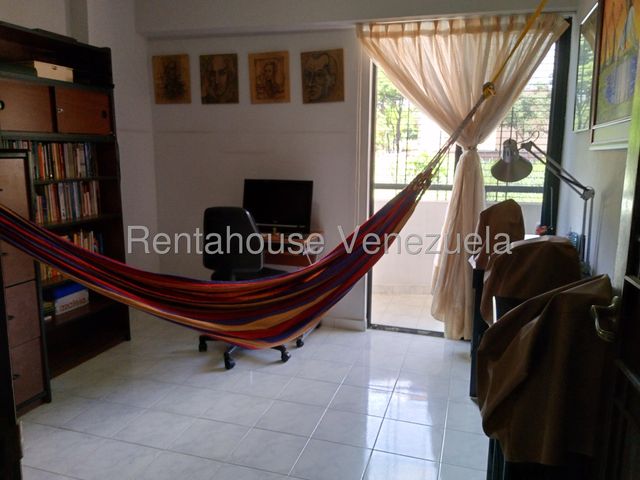 26-3319 Amplio Apartamento en Venta en Terrazas de Los Nisperos Valencia