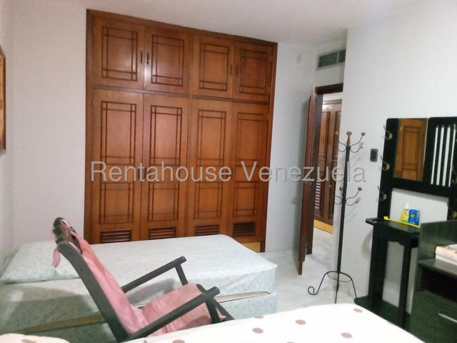 26-3319 Amplio Apartamento en Venta en Terrazas de Los Nisperos Valencia