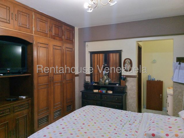 26-3319 Amplio Apartamento en Venta en Terrazas de Los Nisperos Valencia