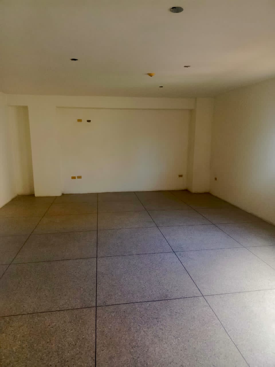 EDIFICIO EN VENTA, VENEZUELA