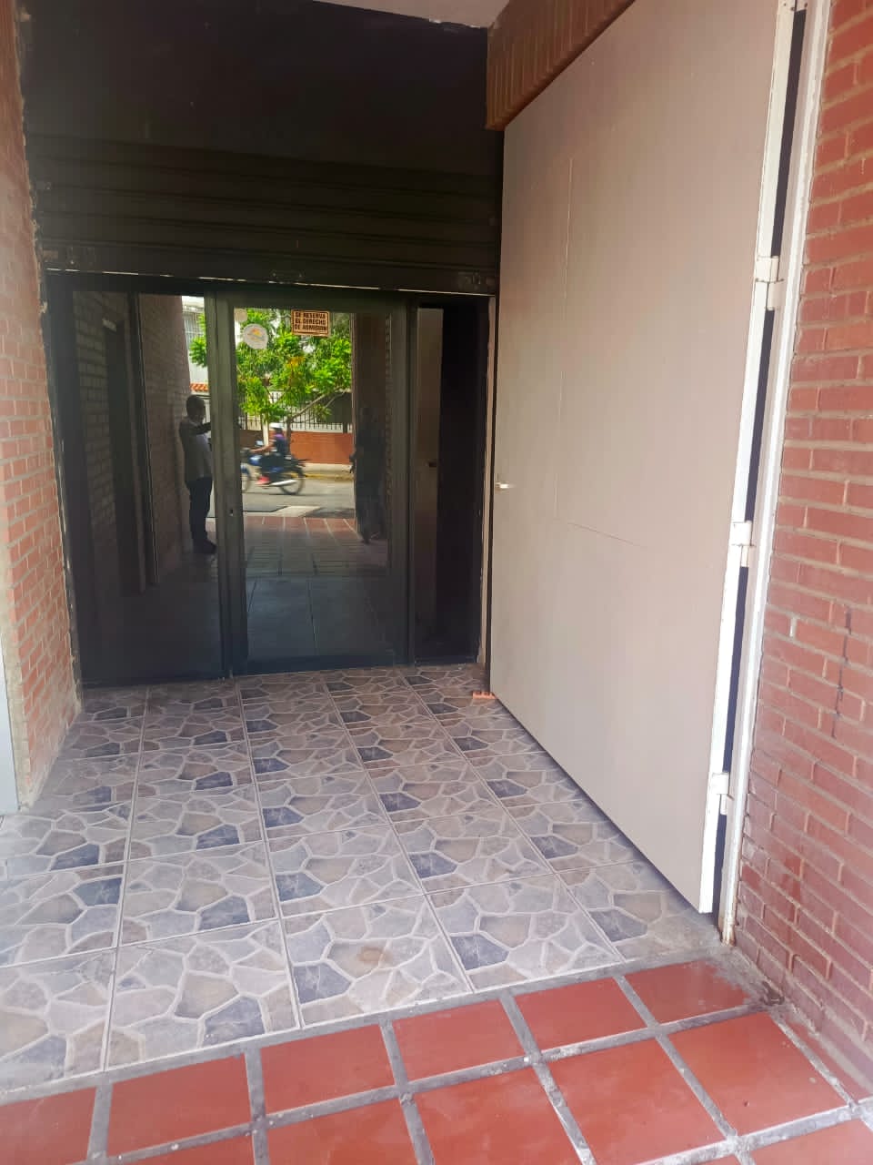 EDIFICIO EN VENTA, VENEZUELA