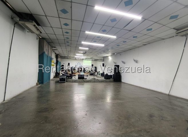De Oportunidad Comercial Galpón en venta Ubicado en Valencia 26-5881 ELOISA MEJIA