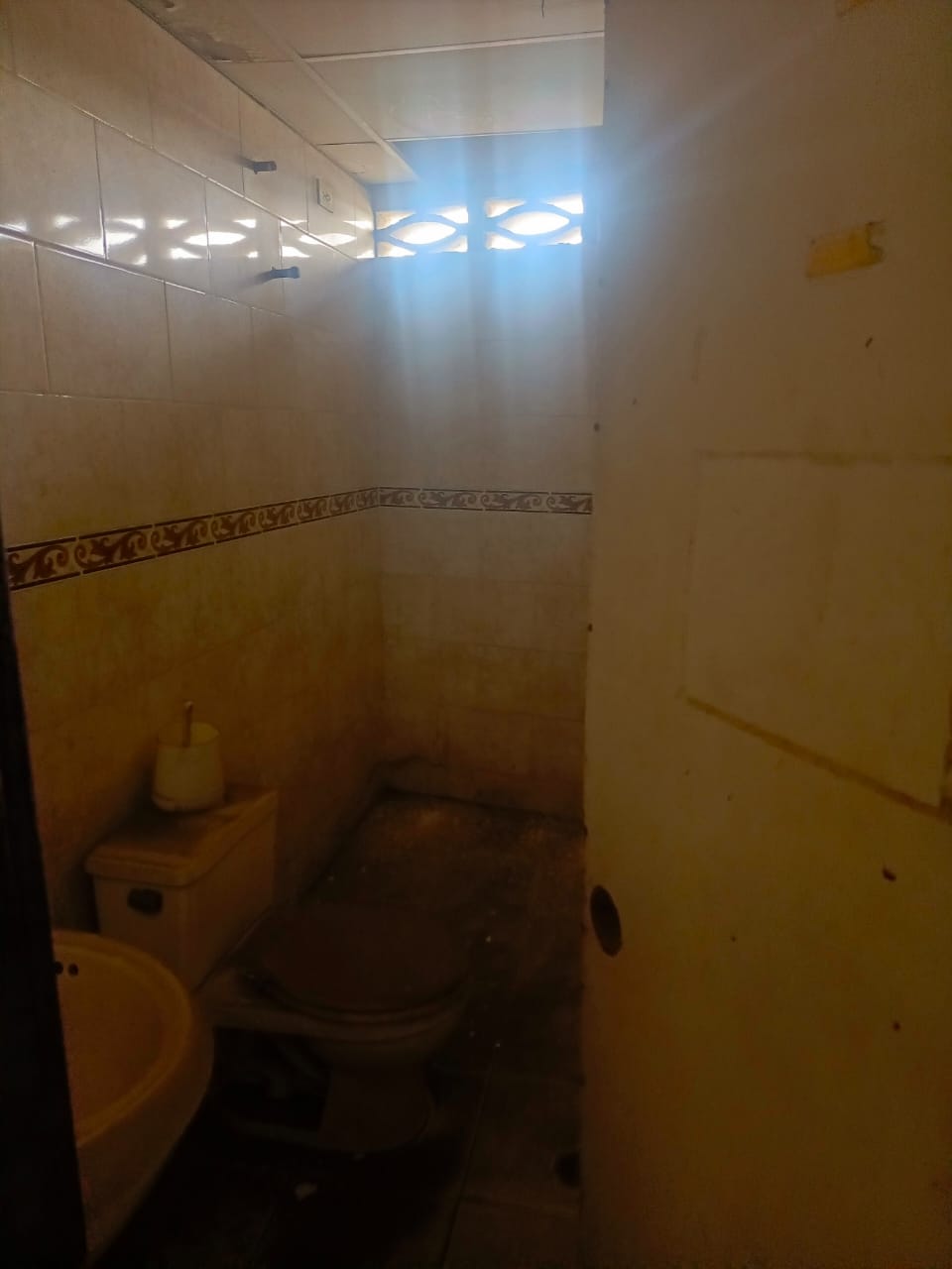 EDIFICIO EN VENTA, VENEZUELA.