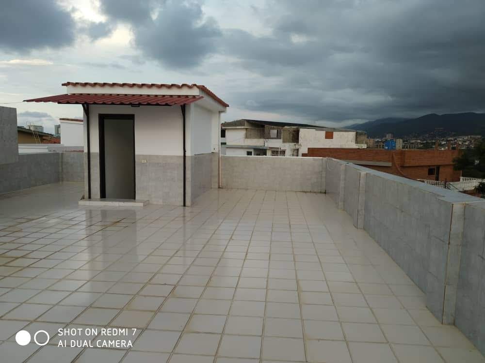 QUINTA LAS COLINAS, VENEZUELA