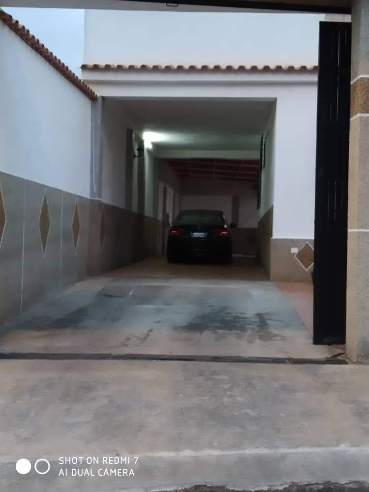 QUINTA LAS COLINAS, VENEZUELA