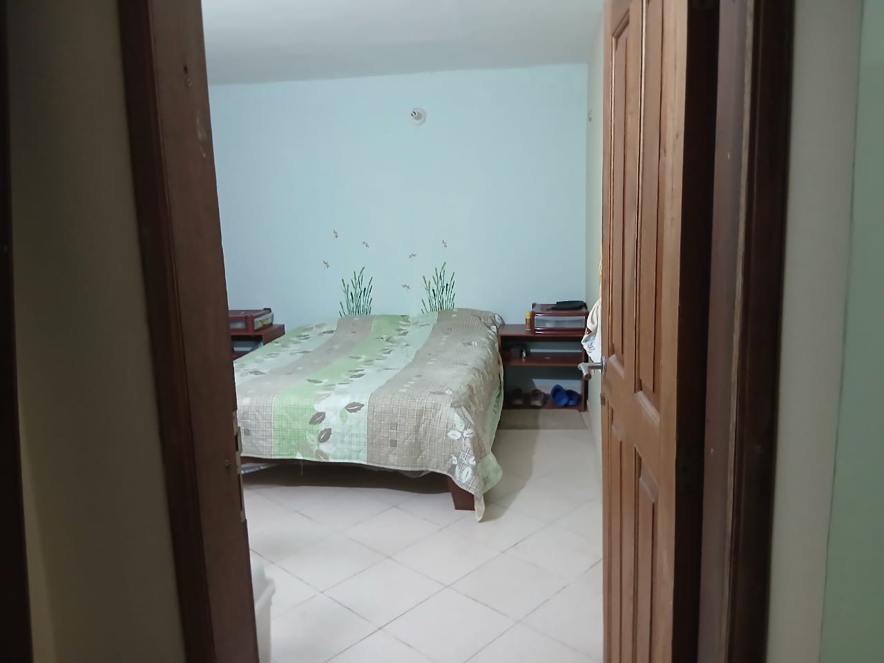 En Caripe, se vende casa con mini-apto.