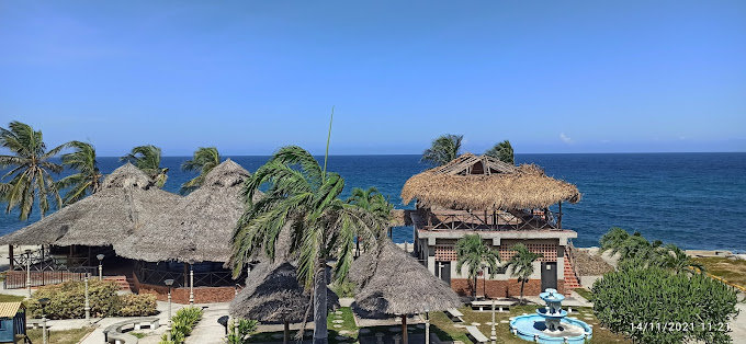 HOTEL 4 ESTRELLAS, MACUTO, VENEZUELA.