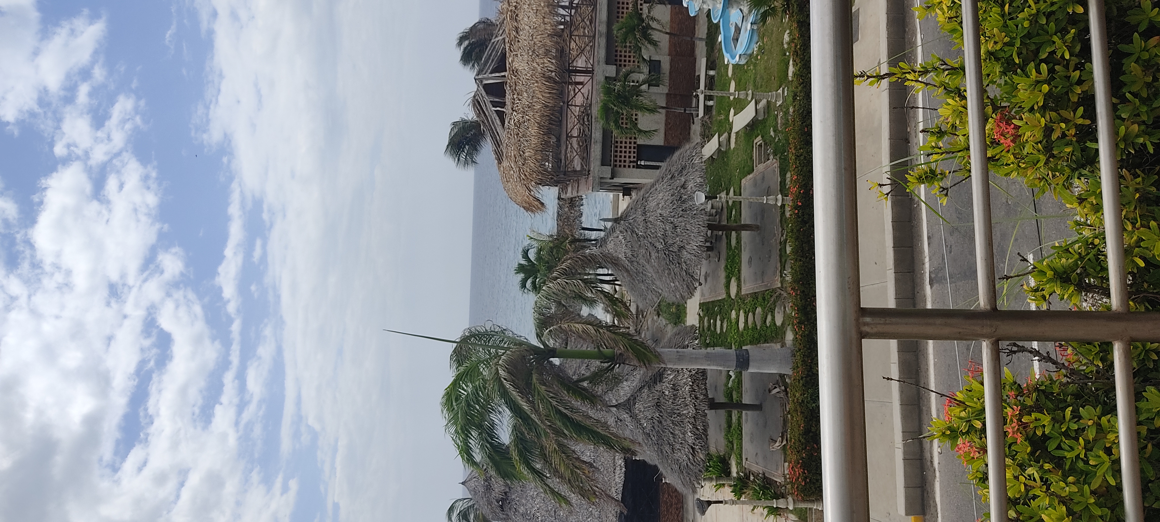 HOTEL 4 ESTRELLAS, MACUTO, VENEZUELA.