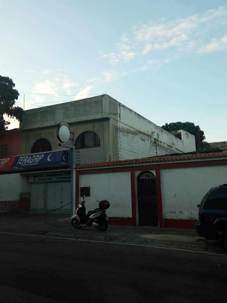EDIFICIO EN VENTA, VENEZUELA