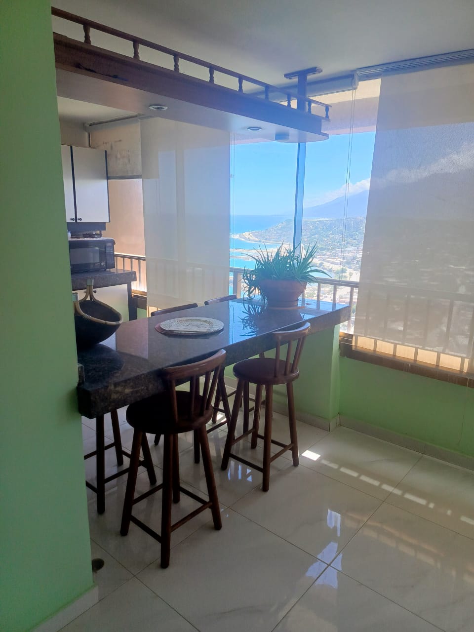 PENTHOUSE PLAYA GRANDE, VENEZUELA.