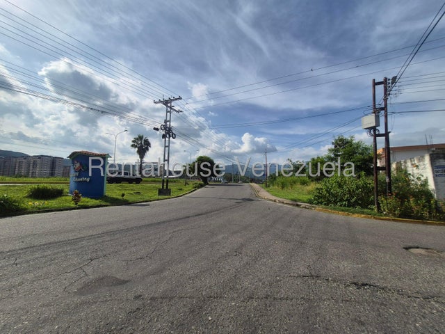 Chalet Country  Apartamento en venta Ubicado en San Diego Carabobo 26-4510 ELOISA MEJIA