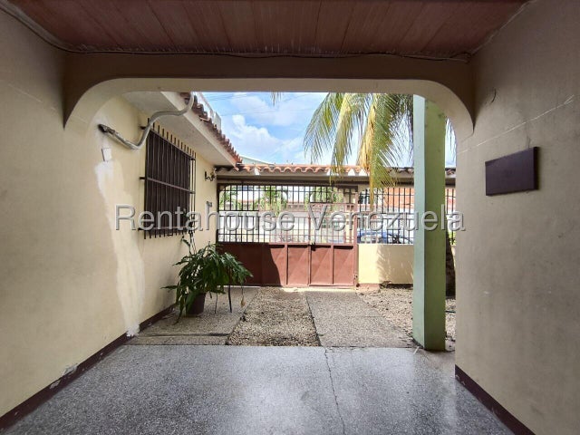 26-8209 Casa dúplex  en esquina en venta ubicada en Yuma San Diego 