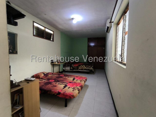 26-8209 Casa dúplex  en esquina en venta ubicada en Yuma San Diego 