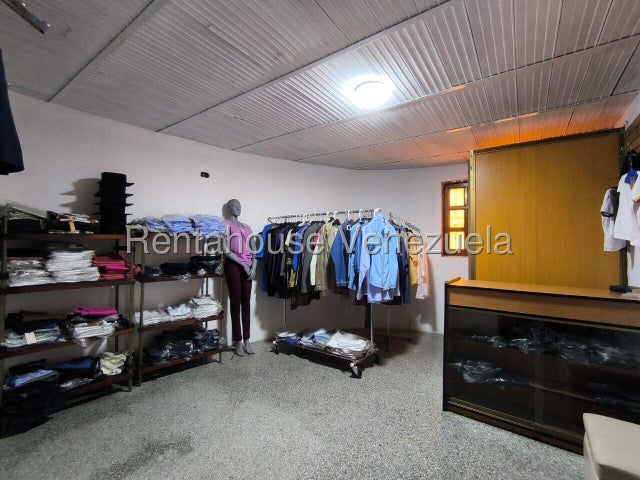 26-8209 Casa dúplex  en esquina en venta ubicada en Yuma San Diego 