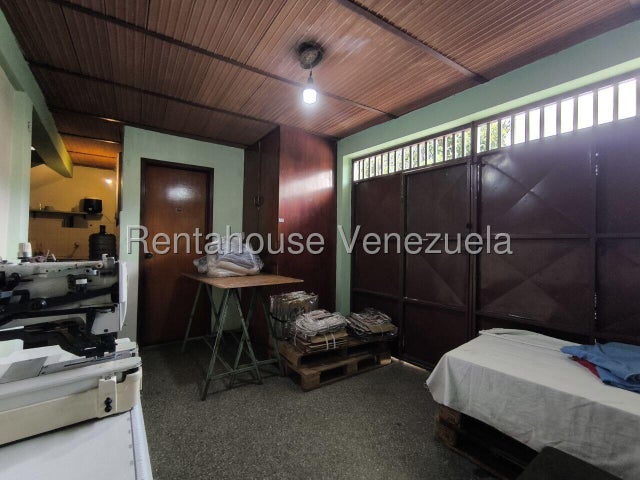 26-8209 Casa dúplex  en esquina en venta ubicada en Yuma San Diego 