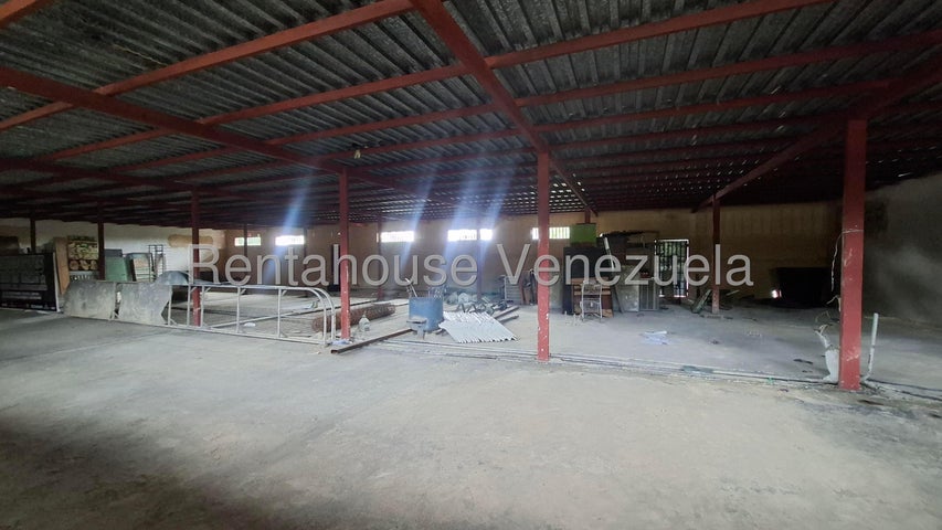 26-9322 Galpon en Alquiler frente a Campo Carabobo Tocuyito