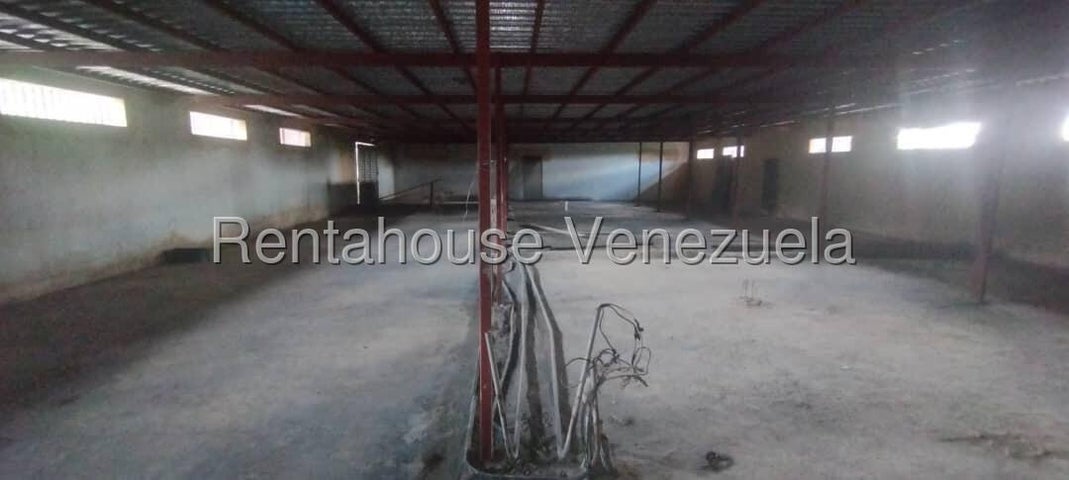26-9322 Galpon en Alquiler frente a Campo Carabobo Tocuyito