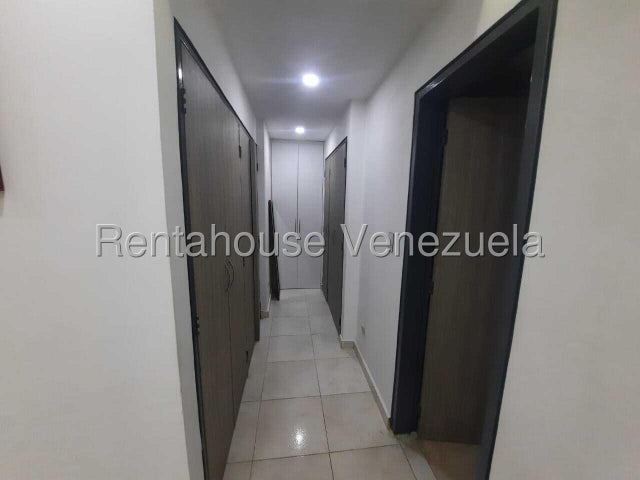 26-9653 En Venta Apartamento Semi Equipado ubicado en Trigal Norte