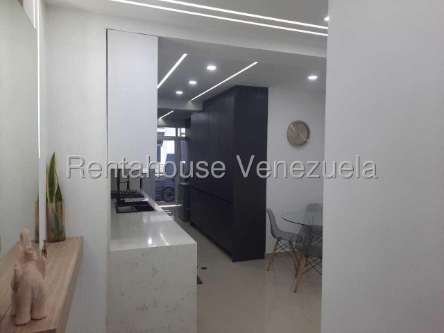 26-9653 En Venta Apartamento Semi Equipado ubicado en Trigal Norte