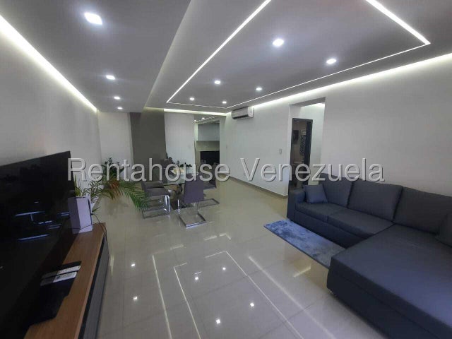 26-9653 En Venta Apartamento Semi Equipado ubicado en Trigal Norte