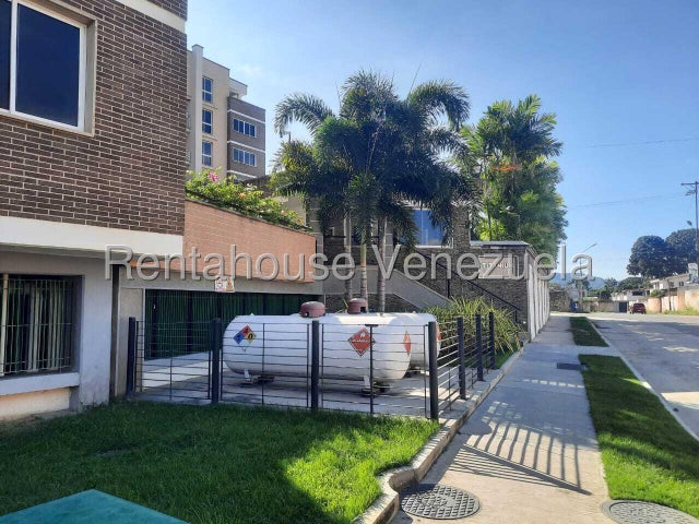 26-9653 En Venta Apartamento Semi Equipado ubicado en Trigal Norte