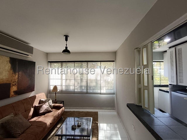 26-10405 Comodo apartamento en Alquiler, completamente amoblado y equipado en El Bosque