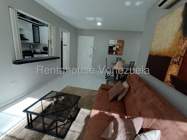 26-10405 Comodo apartamento en Alquiler, completamente amoblado y equipado en El Bosque