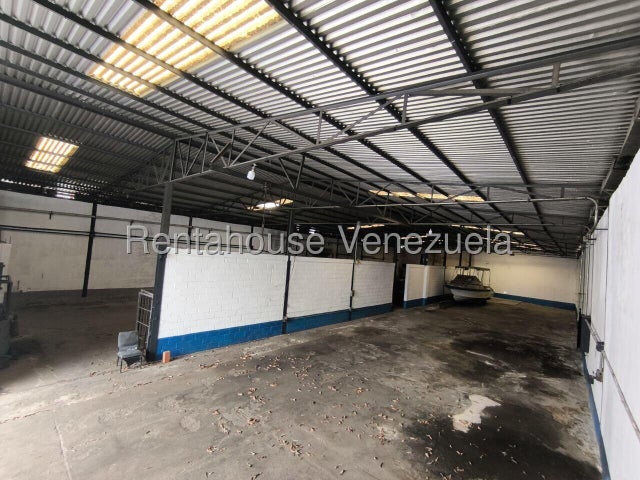 26-10627 Galpón en Alquiler de 1032,50 m² en plena Carretera Nacional de Mariara,