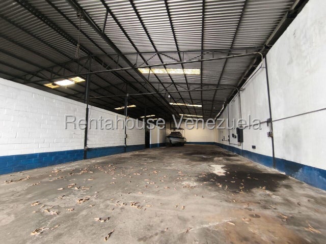 26-10627 Galpón en Alquiler de 1032,50 m² en plena Carretera Nacional de Mariara,