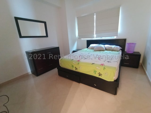Apartamento 5 habitaciones en venta en el Parral Valencia 25-3099