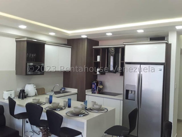 En tucacas Adquiere Apartamento en venta estado Falcon 26-11056 ELOISA MEJIA