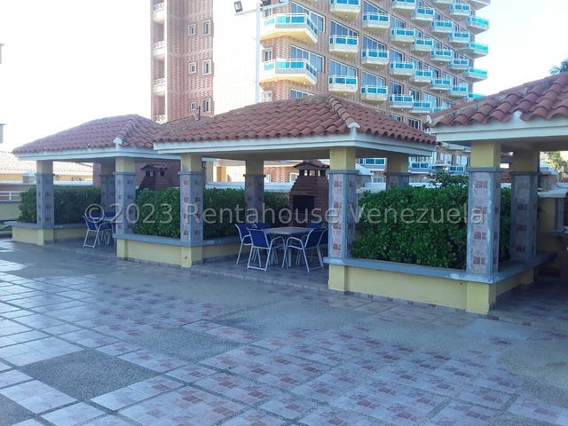 En tucacas Adquiere Apartamento en venta estado Falcon 26-11056 ELOISA MEJIA