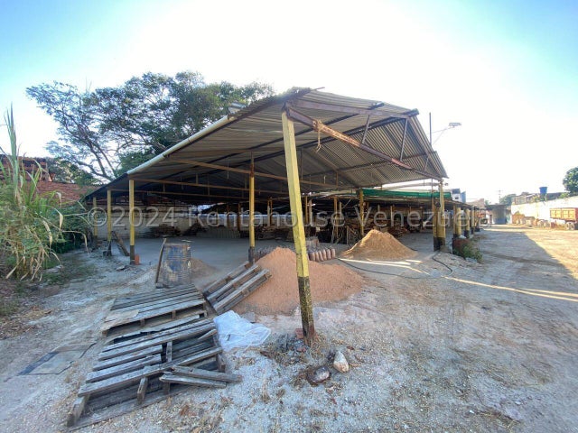 Terreno en venta ubicado en La  Candelaria Valencia Carabobo 24-15311 ELOISA MEJIA