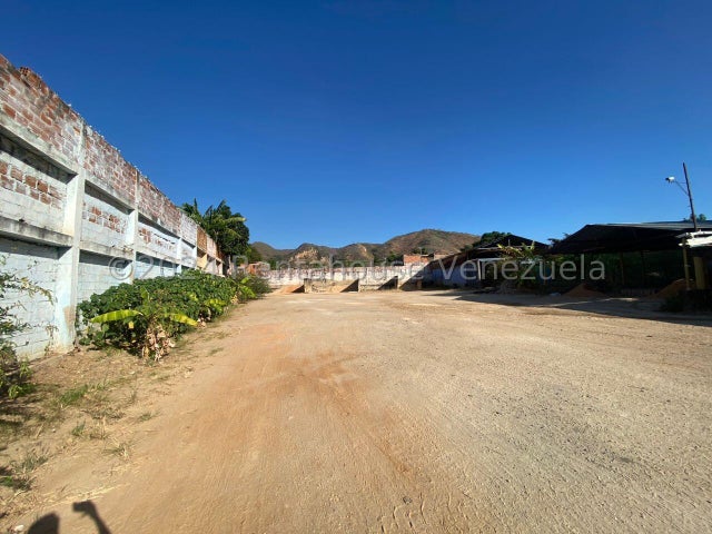 Terreno en venta ubicado en La  Candelaria Valencia Carabobo 24-15311 ELOISA MEJIA