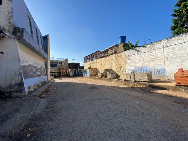 Terreno en venta ubicado en La  Candelaria Valencia Carabobo 24-15311 ELOISA MEJIA