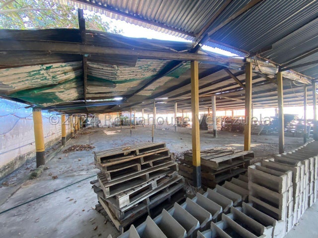 Terreno en venta ubicado en La  Candelaria Valencia Carabobo 24-15311 ELOISA MEJIA