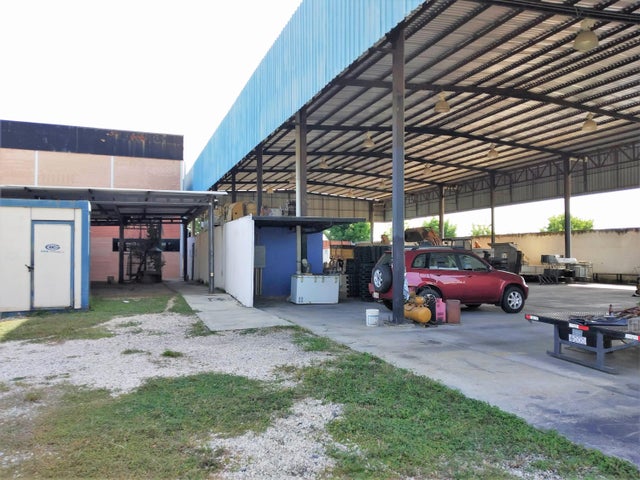 Zona Industrial Galpon en venta ubicado en Valencia Carabobo cod 25-5986 ELOISA MEJIA