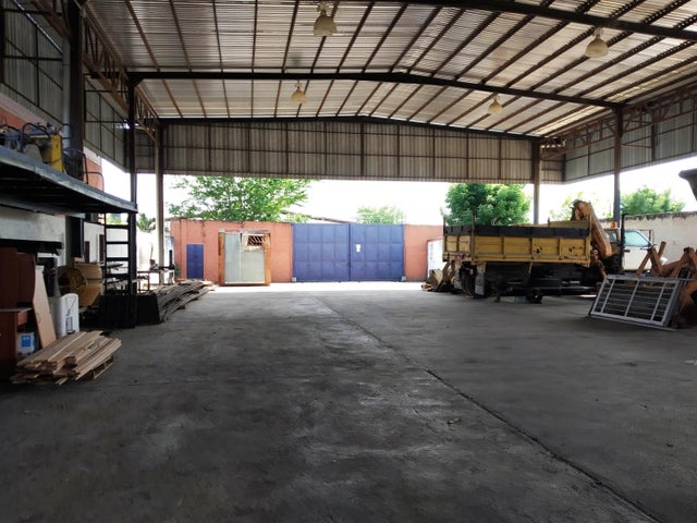 Zona Industrial Galpon en venta ubicado en Valencia Carabobo cod 25-5986 ELOISA MEJIA