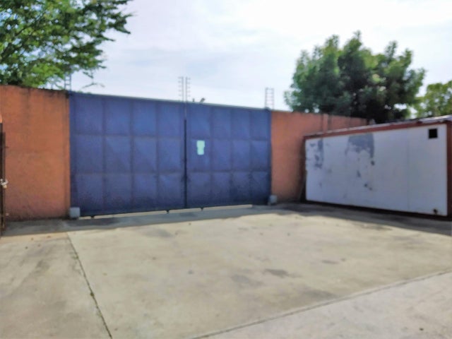 Zona Industrial Galpon en venta ubicado en Valencia Carabobo cod 25-5986 ELOISA MEJIA