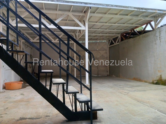 La candelaria Galpon en venta Ubicado en Valencia Carabobo cd 26-4649 ELOISA MEJIA